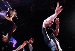 Cody Simpson GIF. Beroemdheden Artiesten Gifs Cody simpson 