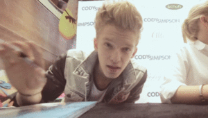 Cody Simpson GIF. Artiesten Gifs Cody simpson 