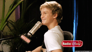 Cody Simpson GIF. Artiesten Gifs Cody simpson Glimlach 
