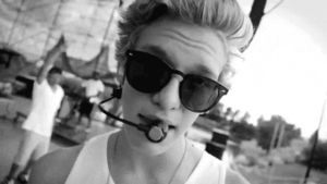 Cody Simpson GIF. Artiesten Gifs Cody simpson 