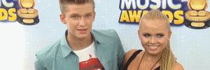 Cody Simpson GIF. Artiesten Gifs Cody simpson Mooie bruine ogen 