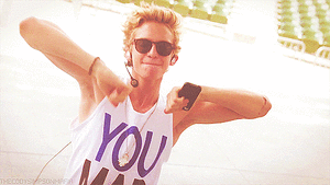 Cody Simpson GIF. Artiesten Gifs Cody simpson 