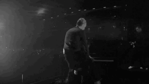 Coldplay GIF. Artiesten Coldplay Gifs Chris martin 