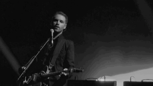Coldplay GIF. Artiesten Coldplay Gifs Chris martin 