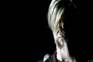 David Bowie GIF. Beroemdheden Artiesten Gifs David bowie Fotoset Muziekvideo Mick jagger Dansen in de straat 