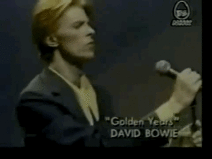 David Bowie GIF. Artiesten Roken Sigaret Gifs David bowie Lachend Giechelen 