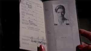David Bowie GIF. Beroemdheden Artiesten Gifs David bowie Fotoset David bowie interview Seksuele frustratie 