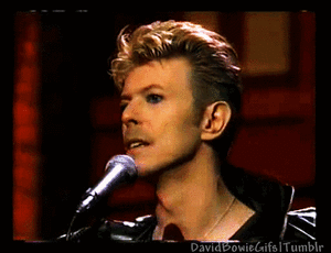David Bowie GIF. Beroemdheden Artiesten Gifs David bowie Fotoset Live show Morrissey 