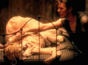 David Bowie GIF. Beroemdheden Artiesten Film Gifs David bowie &amp;#39;70 De man die naar de aarde viel Thomas newton 