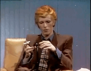David Bowie GIF. Beroemdheden Artiesten Gifs David bowie Jazzin voor blauwe jean Schreeuwen lord byron Screamin lord b 