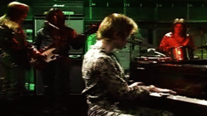 David Bowie GIF. Artiesten Zonnebril Gifs David bowie 90s 