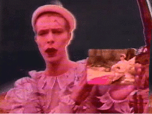 David Bowie GIF. Beroemdheden Artiesten Dave Gifs David bowie 90s Leven Fotoset Uur Live show De mooie dingen gaan 