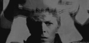 David Bowie GIF. Artiesten Gifs David bowie Rebel rebel Diamanten honden 