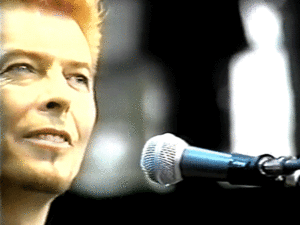 David Bowie GIF. Beroemdheden Artiesten Gifs David bowie Fotoset Muziekvideo Mick jagger Dansen in de straat 