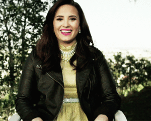 Britney Spears GIF. Artiesten Britney spears Demi lovato Tv Britney Gifs Glimlach De x factor Xfactor X facto 