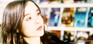 Ellen Page GIF. Boos Film Gifs Filmsterren Ellen page Gevecht Whip it Duw Hit 