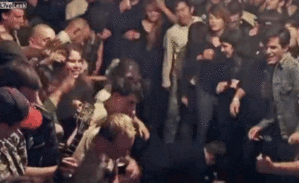 Vuurwerk GIF. Vuurwerk Gifs Geschokt Verwonderd Vent Binnen Gig Mosh pit Rotjes 