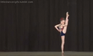 Vuurwerk GIF. Vuurwerk Gifs Dans Danser Solo Weinig danser Sophia kaloudis 