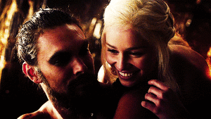 Game Of Thrones GIF. Games Game of thrones Tv Gifs Emilia clarke 