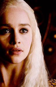 Game Of Thrones GIF. Televisie Games Game of thrones Tv Gifs 4 Emilia clarke Danaerys targaryen Haar ogen zijn belac 