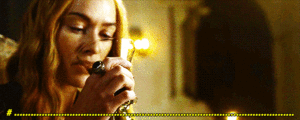 Game Of Thrones GIF. Bioscoop Games Game of thrones Gifs Catelyn stark Midden rechts Dy ing 