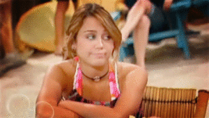 Hannah Montana GIF. Artiesten Hannah montana Miley cyrus Gifs Miley stewart 