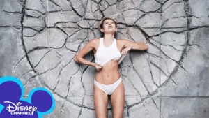 Hannah Montana GIF. Disney Artiesten Hannah montana Miley cyrus Gifs 