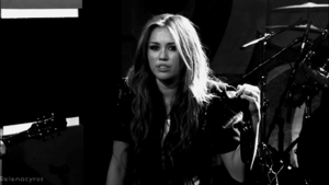 Miley Cyrus GIF. Artiesten Hannah montana Miley cyrus Gifs Anderen 