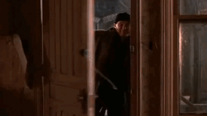 Home Alone GIF. Kerstmis Films en series Home alone Gifs Boom Ornament Petrolhead 