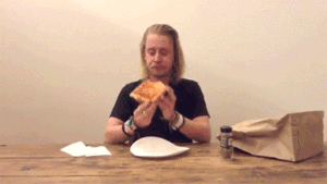 Home Alone GIF. Kerstmis Films en series Home alone Sneeuw Gifs Huis 