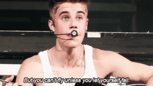 Justin Bieber GIF. Artiesten Justin bieber Gifs Shirtless 