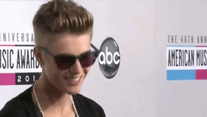 Miley Cyrus GIF. Artiesten Miley cyrus Justin bieber Gifs Snl Wenk Saturday night live 