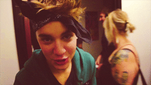 Justin Bieber GIF. Artiesten Justin bieber Gifs Hoodie Deurwaarder Swaggie De liefde Iemand om van te houden 