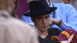 Justin Bieber GIF. Artiesten Justin bieber Gifs Bieber Opdrukken 