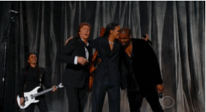 Rihanna GIF. Artiesten Rihanna Gifs Kanye west Grammys 2015 