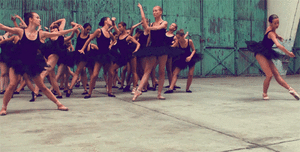 Kanye West GIF. Artiesten Gifs Kanye west Lachend Kim kardashian 