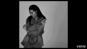 Kanye West GIF. Artiesten Omhelzing Gifs Kanye west Muziekvideo Kim kardashian Gebonden 2 Kimye 
