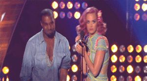 Kanye West GIF. Artiesten Katy perry Gifs Kanye west Leven Mtv Vmas 