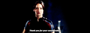 Elizabeth Banks GIF. The hunger games Gifs Filmsterren Elizabeth banks Katniss Katniss everdeen Woody harrelson 