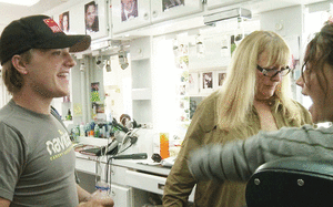 Jennifer Lawrence GIF. The hunger games Omhelzing Gifs Filmsterren Jennifer lawrence Katniss Peeta Josh hutcherson 
