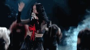Katy Perry GIF. Artiesten Katy perry Gifs American idol Katy perry gif 