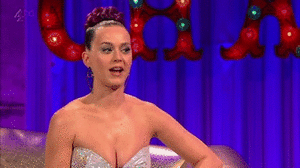 Katy Perry GIF. Artiesten Katy perry Katy Perry Gifs Snl K Saturday night live Snl kerst Andy sanberg Ontzag andy 