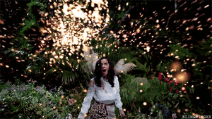 Katy Perry GIF. Artiesten Katy perry Gifs Fotoset Roar 