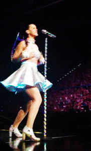 Katy Perry GIF. Grappig Artiesten Katy perry Gifs Grappige foto&amp;#39;s Katy perry foto&amp 