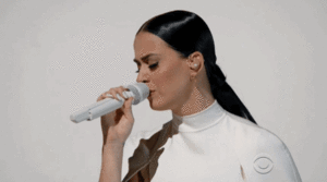 Katy Perry GIF. Muziek Beroemdheden Artiesten Katy perry Gifs Knal Muziekvideo California gurls 