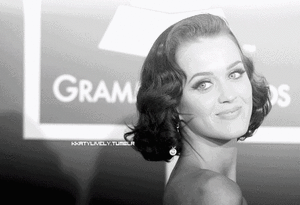 Katy Perry GIF. Artiesten Katy perry Gifs Katy perry gif Glamour uk 