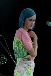 Katy Perry GIF. Bioscoop Artiesten Katy perry Gifs Geschokt Ring Las vegas Getrouwd Waking up in vegas 