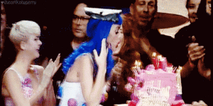Katy Perry GIF. Artiesten Katy perry Gifs Roar Katy perry gebrul 