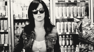 Katy Perry GIF. Artiesten Katy perry Gifs Een zonnebril 