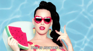 Katy Perry GIF. Muziek Beroemdheden Artiesten Katy perry Gifs Knal Muziekvideo California gurls 